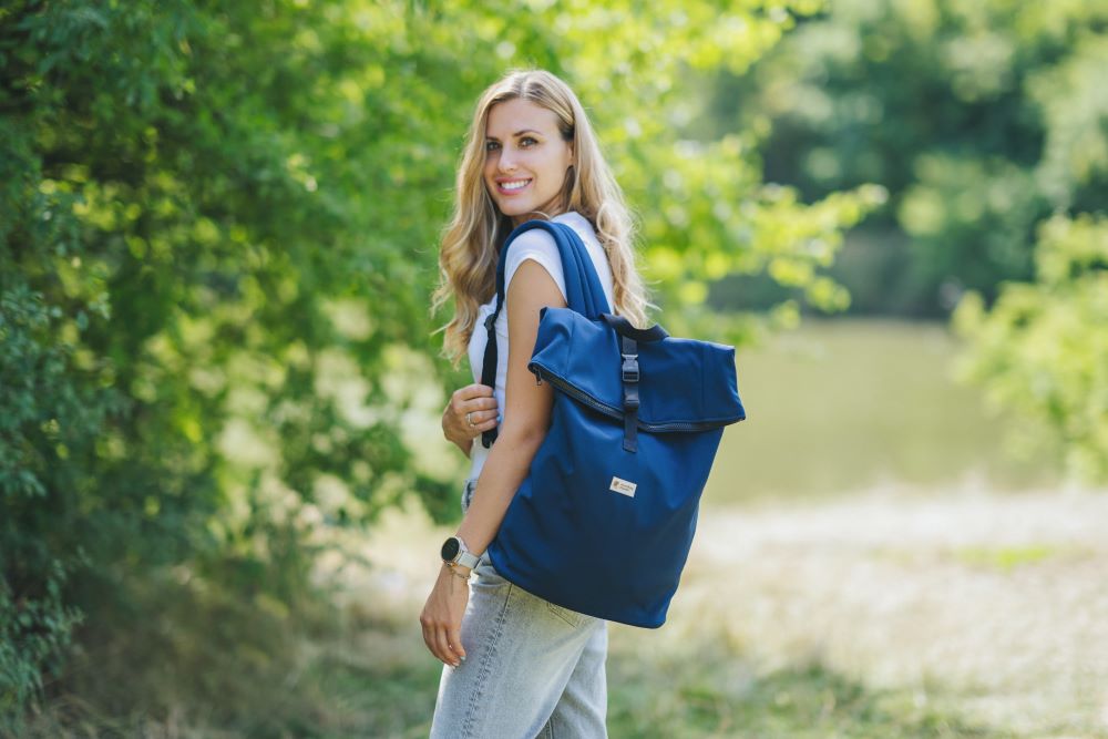 Monkey Mum® Integrierter Softshell-Rucksack für die Trage Carrie - Nachthimmel