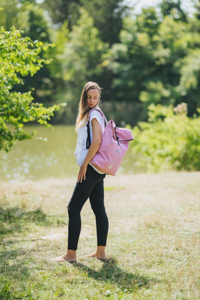 Monkey Mum® Integrierter Softshell-Rucksack für die Trage Carrie - Zuckerwatte