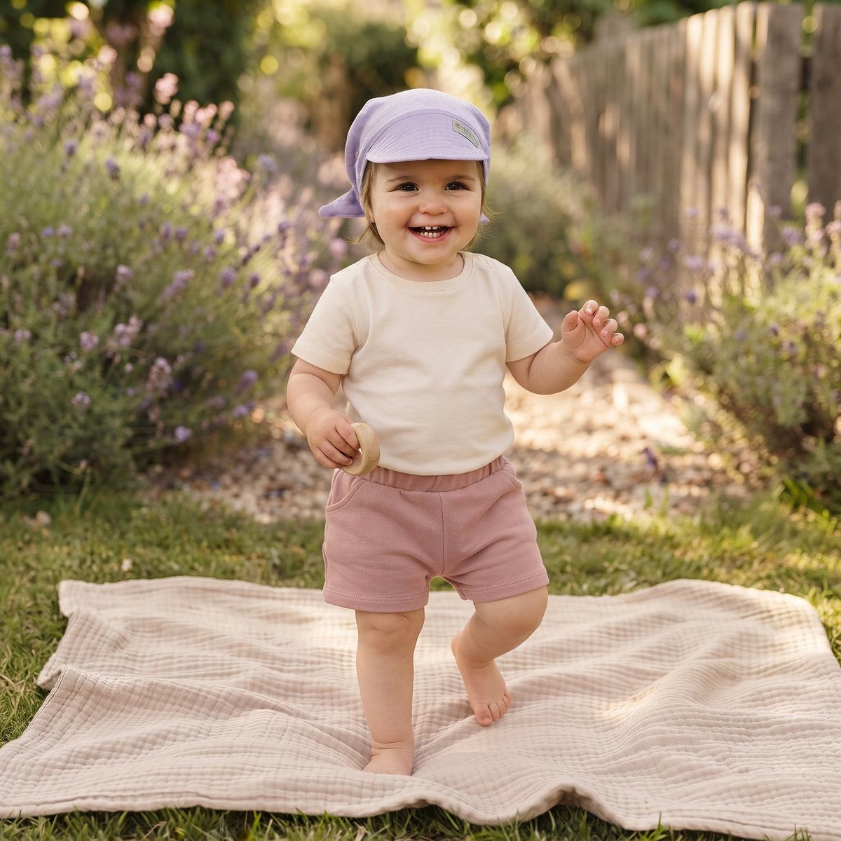 Musselin-Tuch mit Schild Monkey Mum® - Veilchen