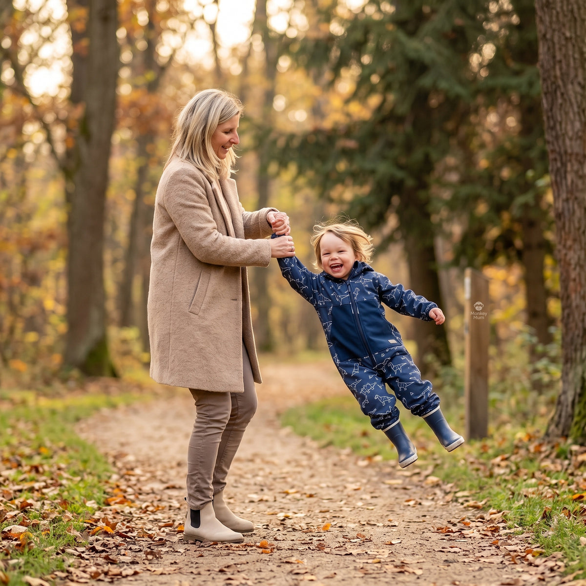 Monkey Mum® Softshell-Overall mit Membran – Dinosauriersternbilder - Gr. 98/104, 110/116