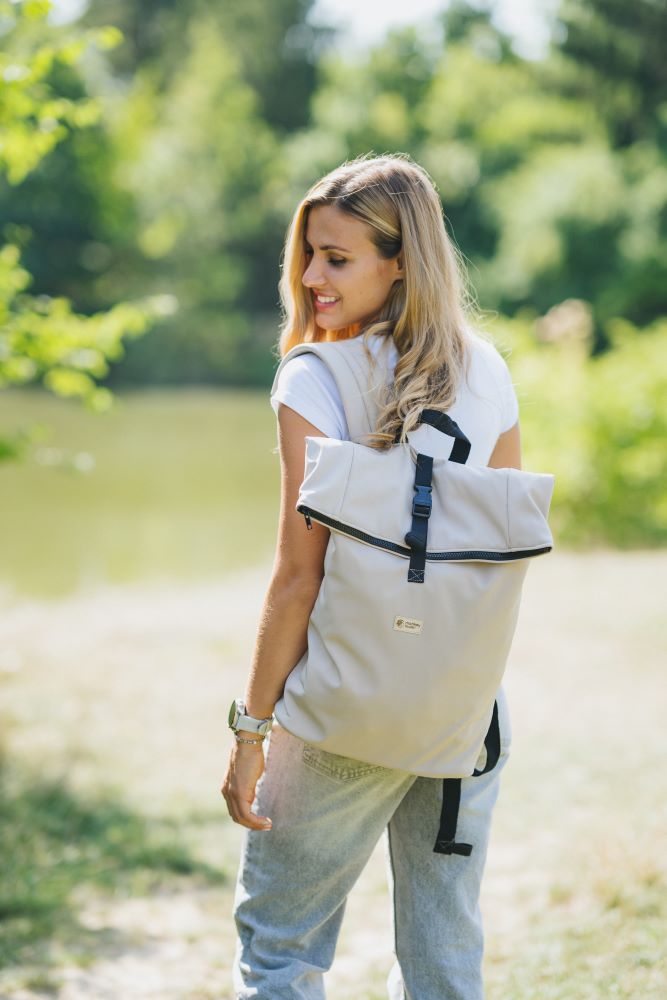 Monkey Mum® Integrierter Softshell-Rucksack für die Trage Carrie - Safari-Tour