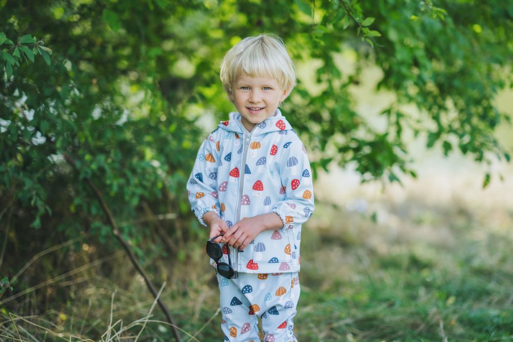 Kinder-Softshelljacke mit Membran Monkey Mum® - Bunte Fliegenpilze