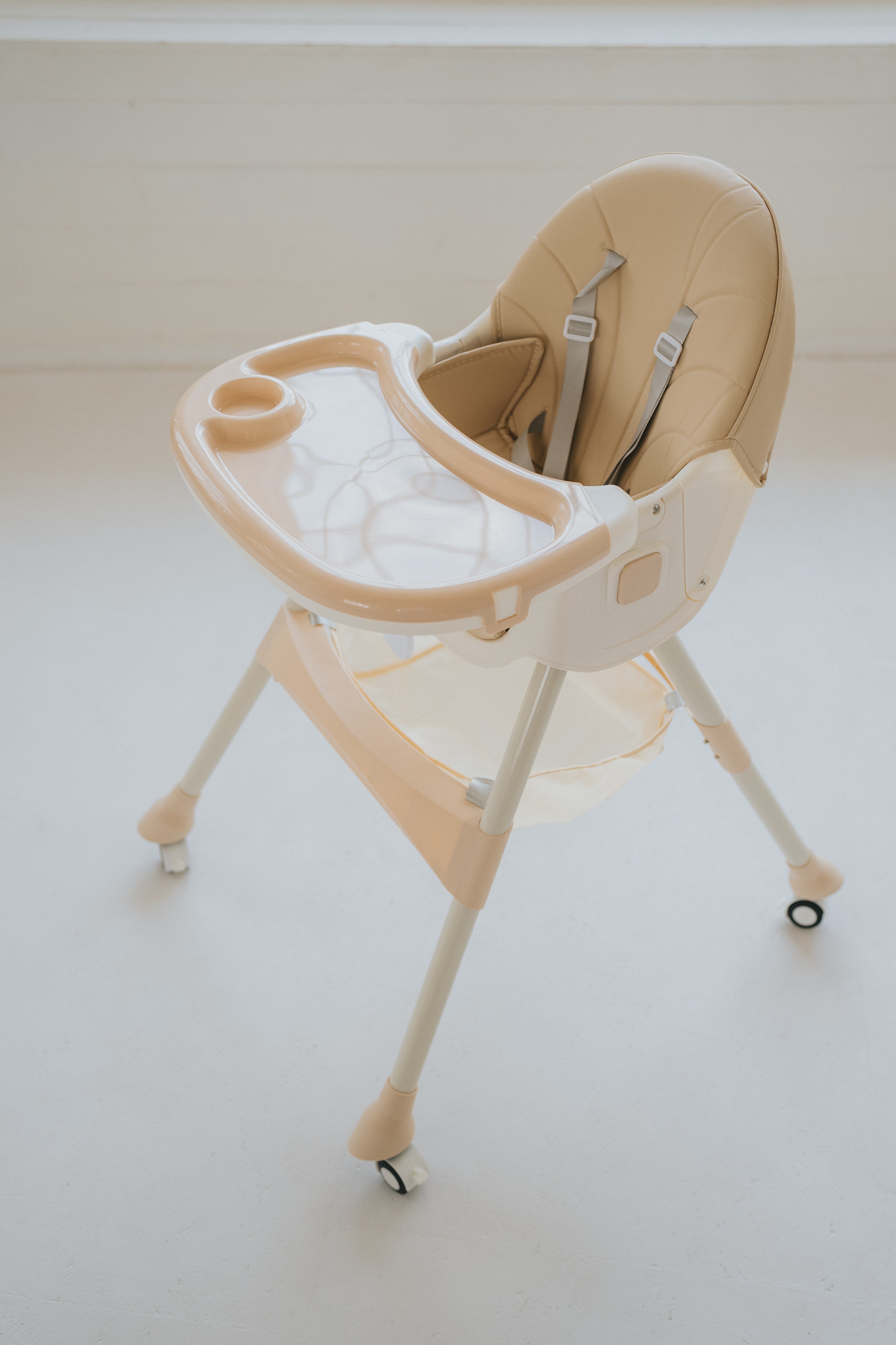 Kinderhochstuhl 2in1 Comfort - Rosa Ornament - ausgepackt