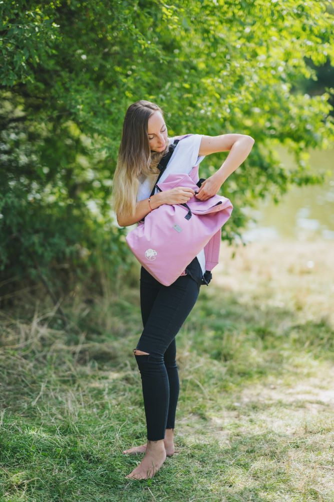 Monkey Mum® Integrierter Softshell-Rucksack für die Trage Carrie - Zuckerwatte